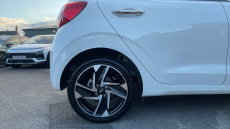 Hyundai i10 1.0 [63] Premium 5dr Auto [Nav] Petrol Hatchback